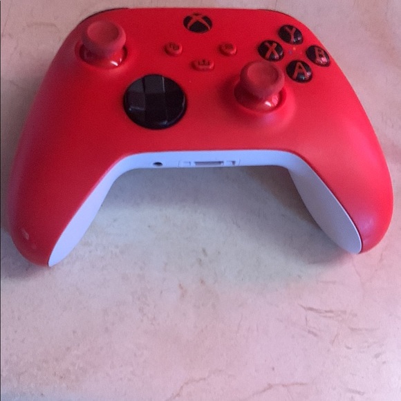 Xbox series s for sale - Picture 2 of 9